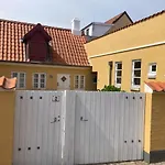 Pakhuset, Downtownskagen Apartman